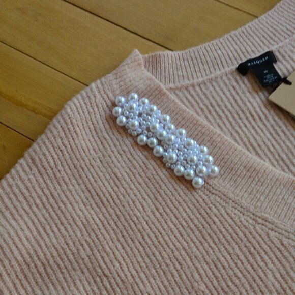 Halogen V Neck Pearl Accent Sweater Size M - Picture 3 of 7